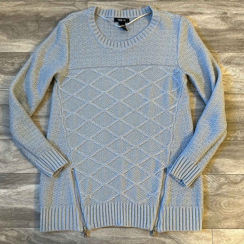 Gray sweater